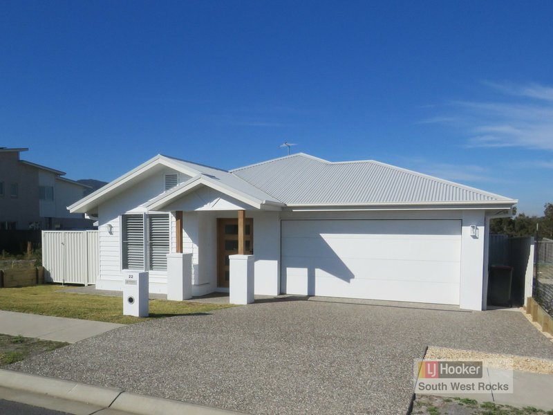 Photo - 22 Kalang Avenue, South West Rocks NSW 2431 - Image 15