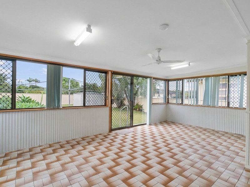 Photo - 22 Kanangra Drive, Taree NSW 2430 - Image 12