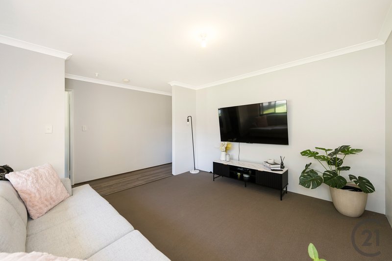 Photo - 22 Karak Road, Wannanup WA 6210 - Image 2