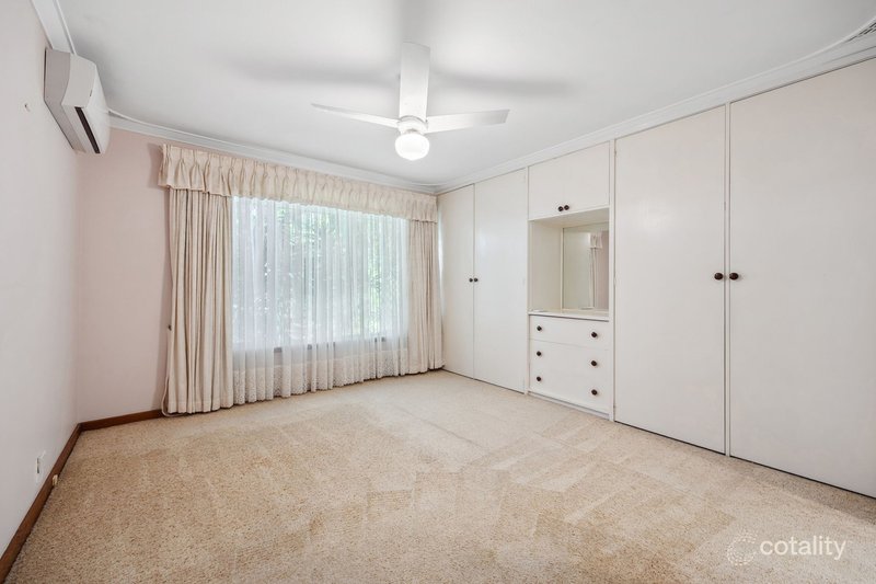 Photo - 22 Karoonda Road, Booragoon WA 6154 - Image 10