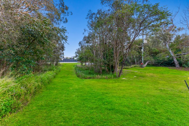 Photo - 22 Kate Court, Murrumba Downs QLD 4503 - Image 35