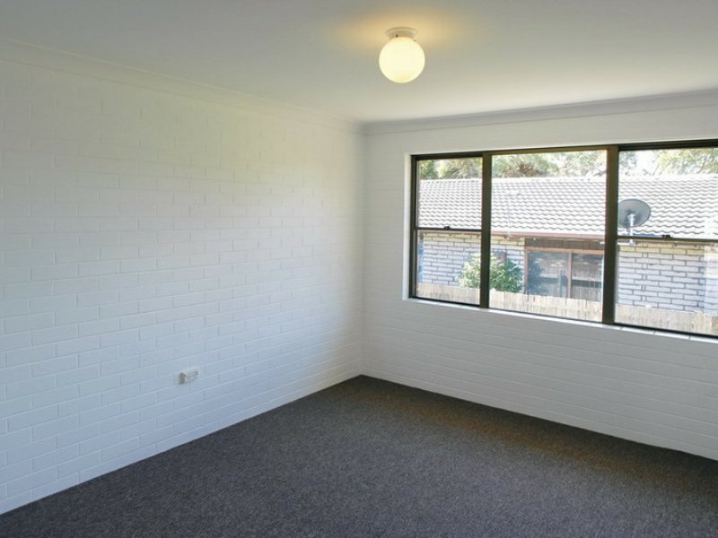 Photo - 2/2 Kemp Street, Salamander Bay NSW 2317 - Image 5