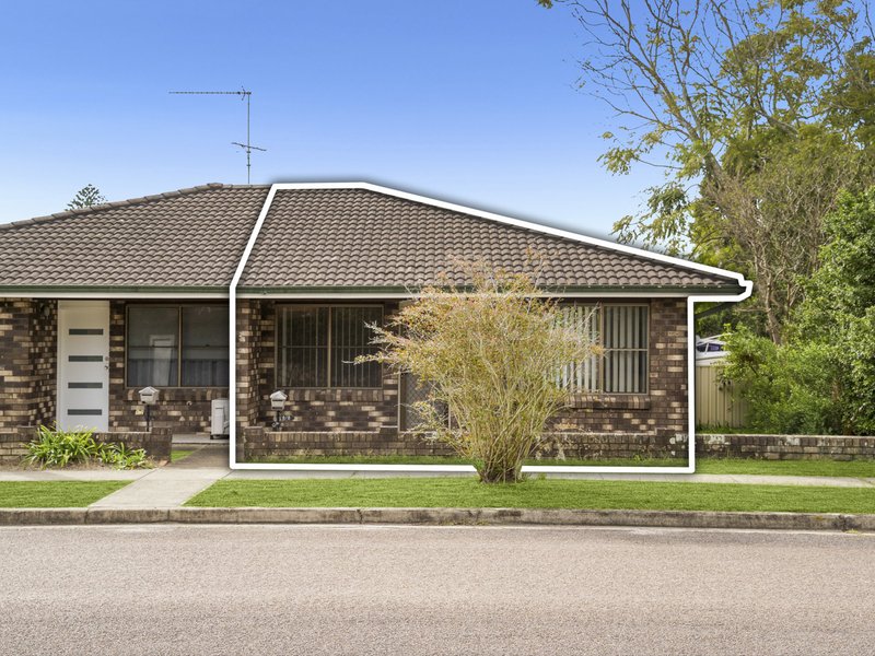 Photo - 2/2 Kemp Street, Salamander Bay NSW 2317 - Image 1