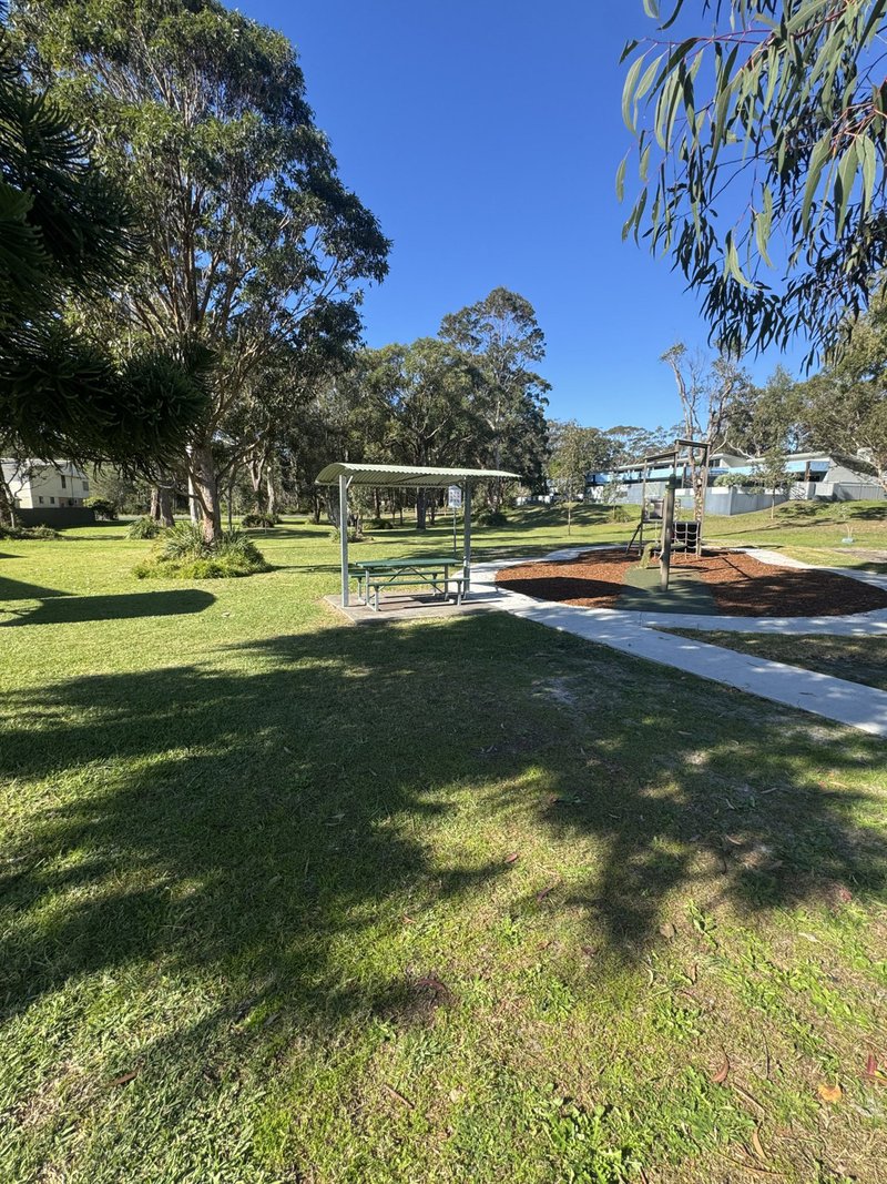 Photo - 2/2 Kemp Street, Salamander Bay NSW 2317 - Image 16