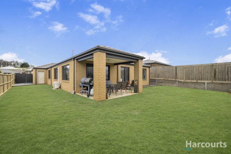 Photo - 22 Kendal Avenue, Warragul VIC 3820 - Image 9