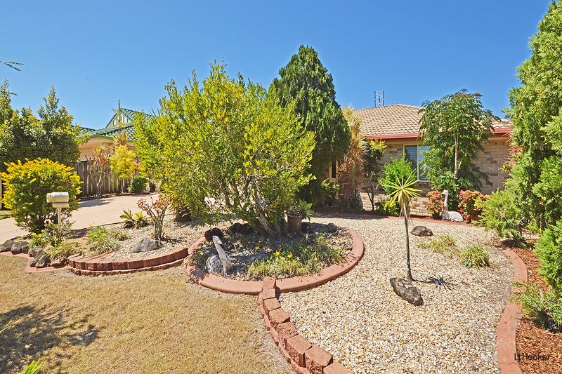 Photo - 22 Kentia Crescent, Banora Point NSW 2486 - Image 17