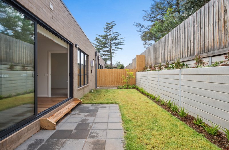 Photo - 22 Kepsi Place, Croydon VIC 3136 - Image 6