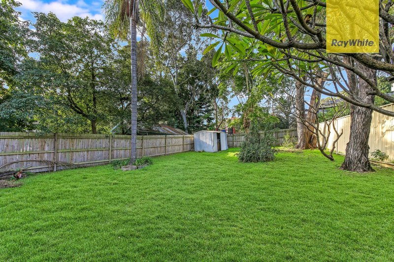 Photo - 22 Kerrie Road, Oatlands NSW 2117 - Image 2