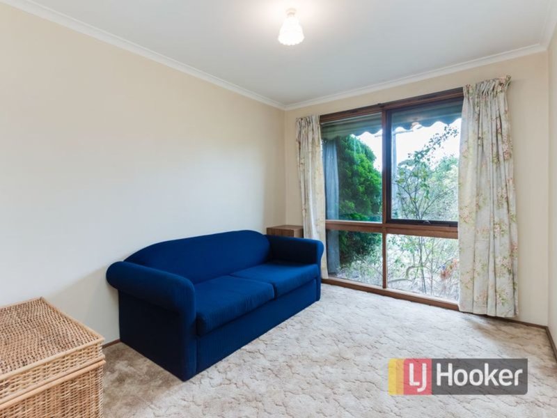 Photo - 22 Kerrison Drive, Hampton Park VIC 3976 - Image 13