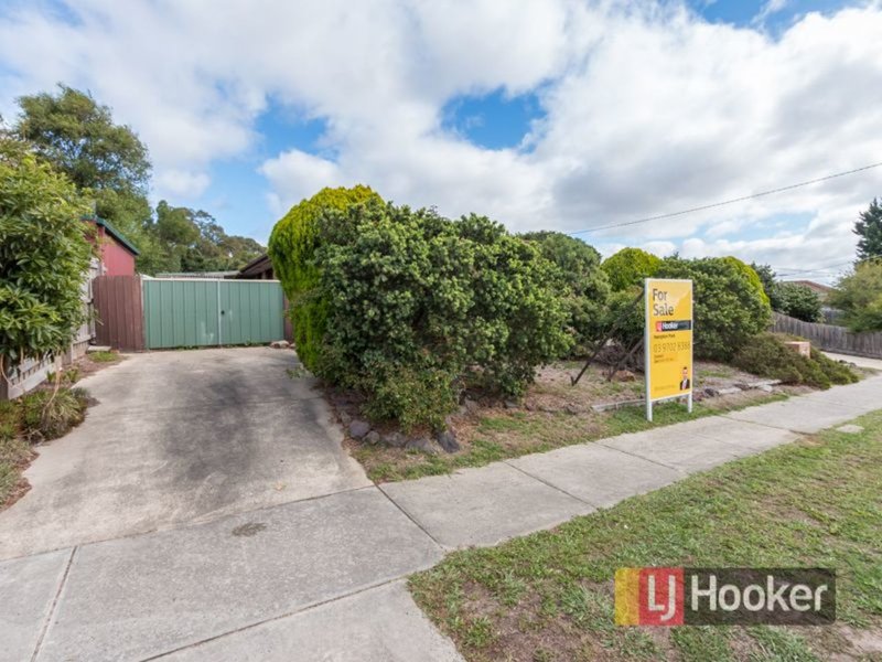 Photo - 22 Kerrison Drive, Hampton Park VIC 3976 - Image 14