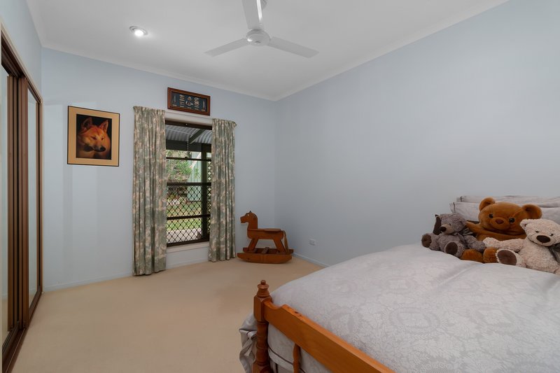 Photo - 22 Kinbrace Street, Ferny Grove QLD 4055 - Image 11