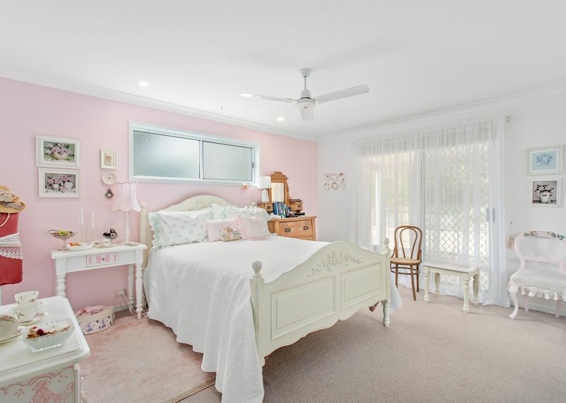 Photo - 22 Kiwarrak Drive, Rainbow Flat NSW 2430 - Image 15