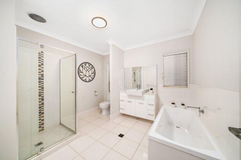 Photo - 22 Klingner Road, Redcliffe QLD 4020 - Image 15