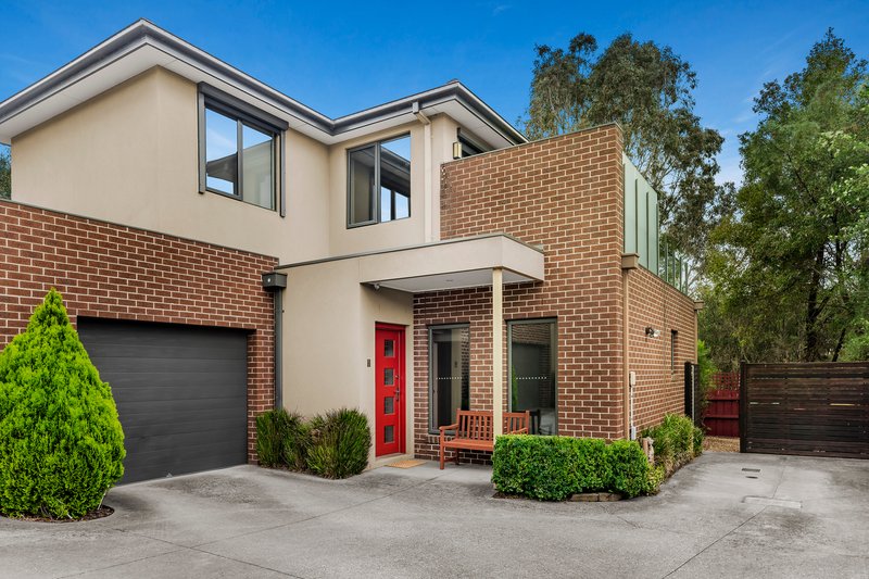 2/2 Kneale Drive, Box Hill North VIC 3129