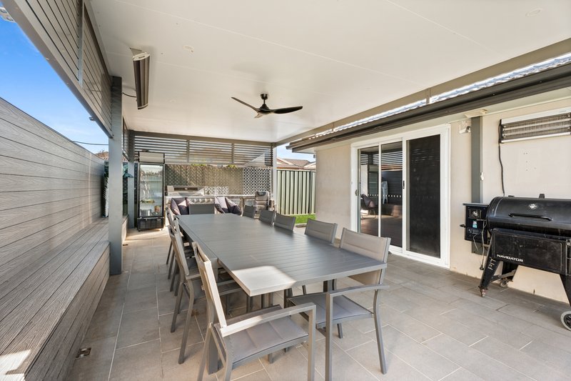 Photo - 22 Kukundi Drive, Glenmore Park NSW 2745 - Image 17