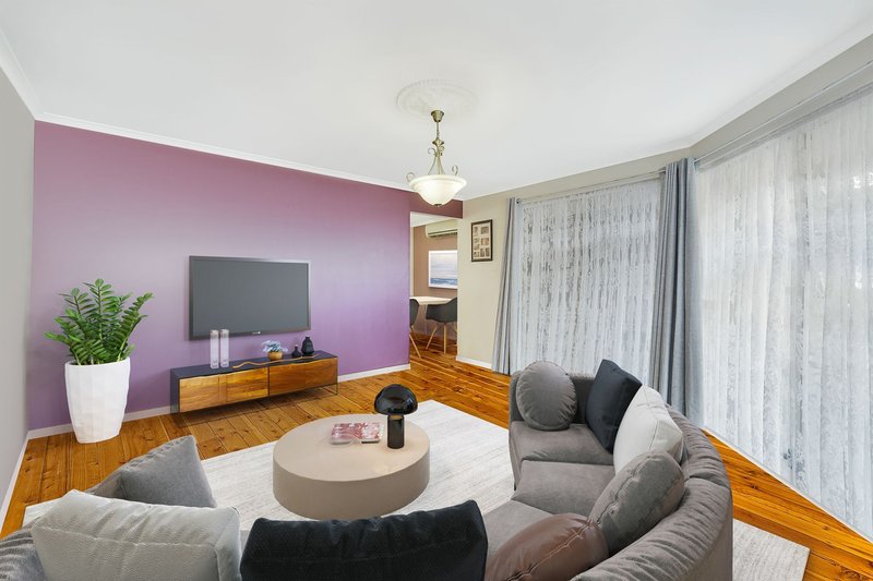 Photo - 22 Kurrajong Court, Cranbourne North VIC 3977 - Image 3