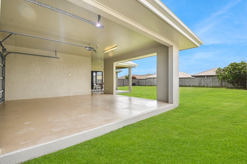 Photo - 22 Lady Musgrave Circuit, Burdell QLD 4818 - Image 11