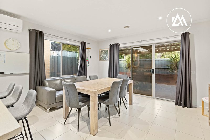 Photo - 2/2 Langewan Road, Langwarrin VIC 3910 - Image 7