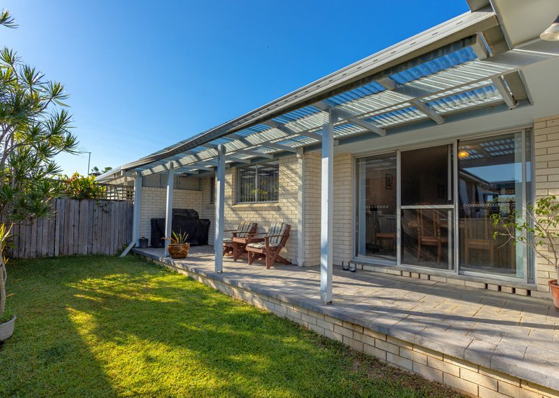 Photo - 2/2 Laurina Close, Old Bar NSW 2430 - Image 13