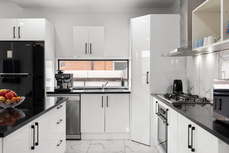 Photo - 22 Lavinia Street, Athol Park SA 5012 - Image 4