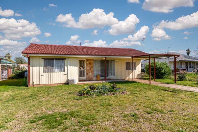 22 Lee Street, Cowra NSW 2794