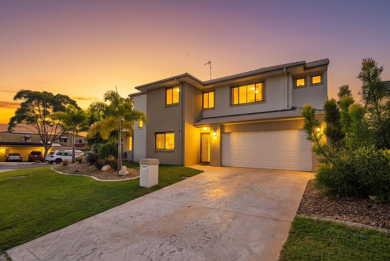 Photo - 2/2 Leopardwood Circuit, Robina QLD 4226 - Image 1