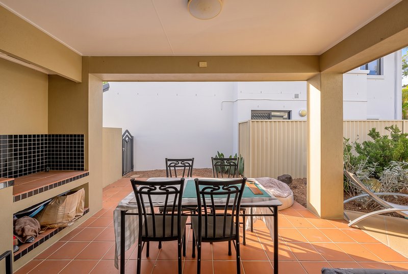 Photo - 2/2 Leopardwood Circuit, Robina QLD 4226 - Image 6