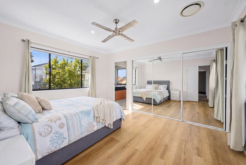 Photo - 2/2 Leopardwood Circuit, Robina QLD 4226 - Image 8