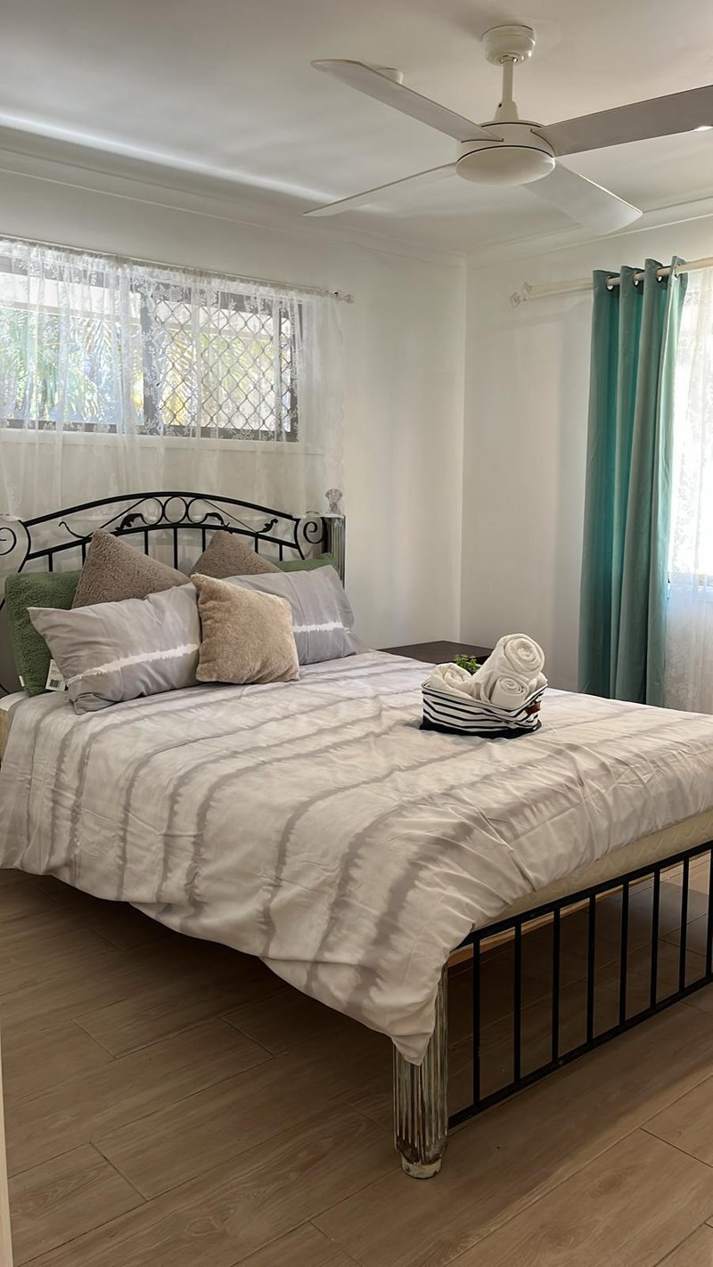 Photo - 2/2 Letitia Street, Regents Park QLD 4118 - Image 6