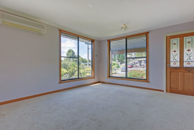 Photo - 22 Leventhorpe Street, Zeehan TAS 7469 - Image 3