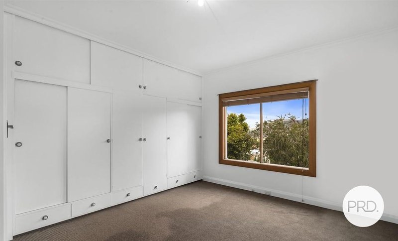 Photo - 2/2 Liverpool Crescent, West Hobart TAS 7000 - Image 4