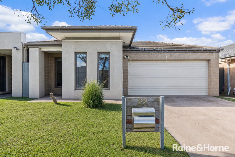 Photo - 22 Lombard Street, Roxburgh Park VIC 3064 - Image 1
