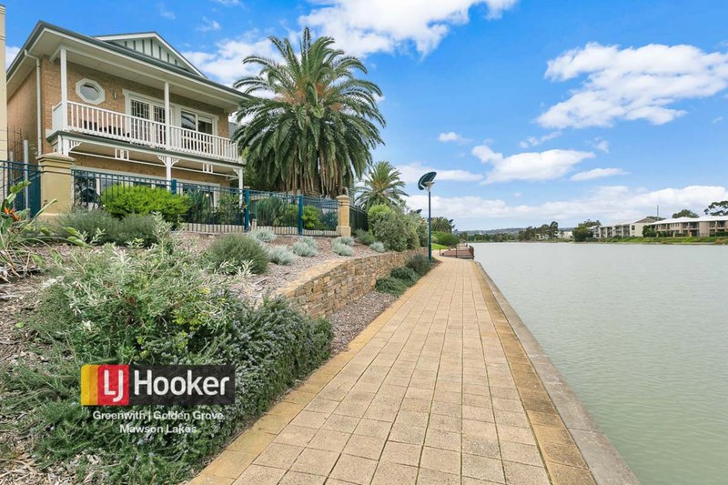 22 Lomond Circuit, Mawson Lakes SA 5095