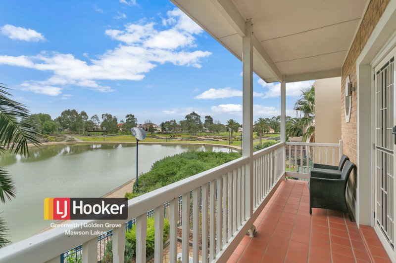 Photo - 22 Lomond Circuit, Mawson Lakes SA 5095 - Image 11