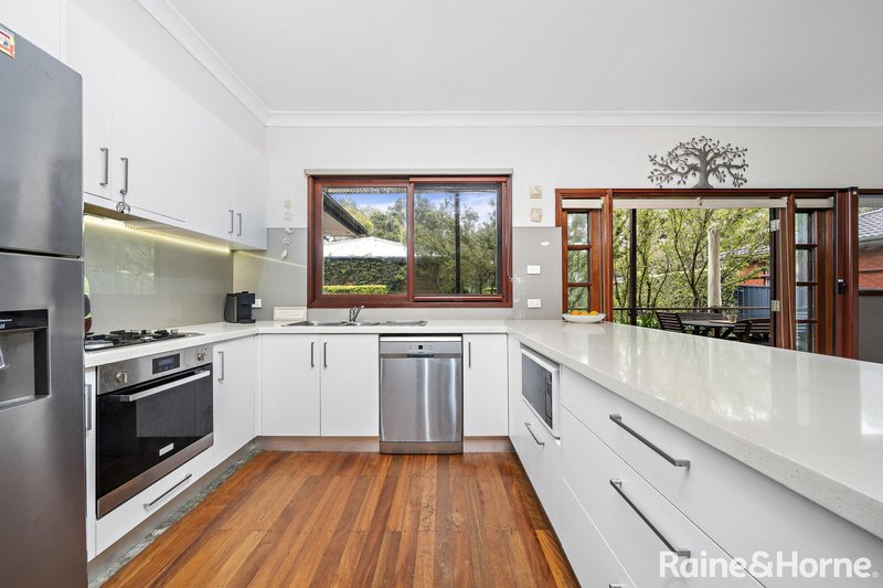 Photo - 22 Longview Crescent, Stanwell Tops NSW 2508 - Image 6