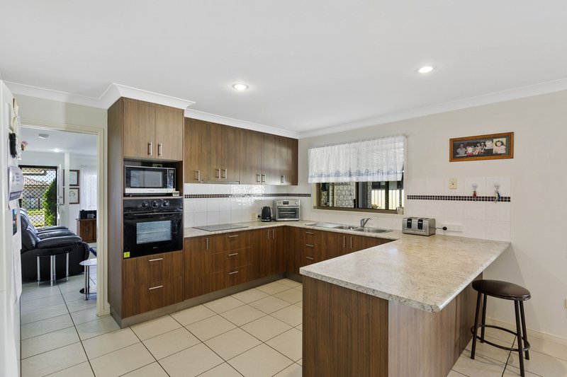 Photo - 22 Louise Drive, Burrum Heads QLD 4659 - Image 4