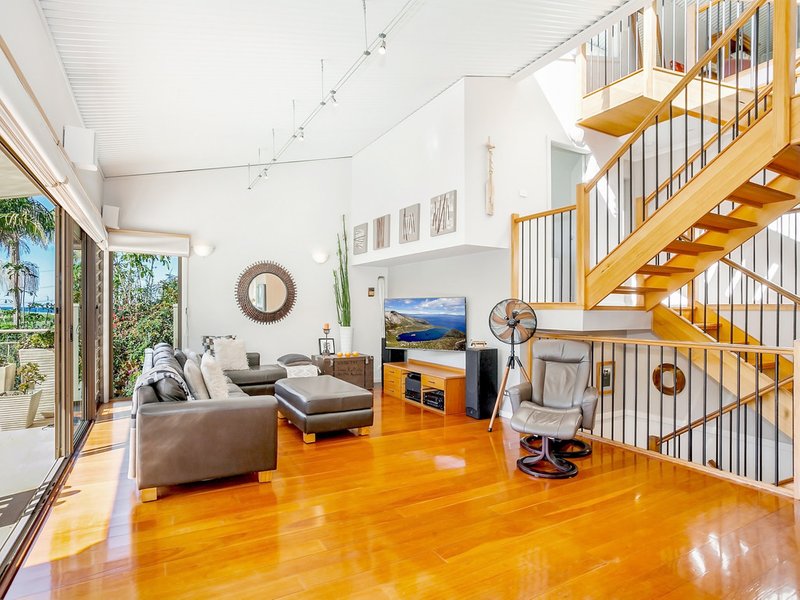 Photo - 22 Lower Coast Road, Stanwell Park NSW 2508 - Image 3