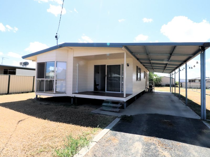 22 Luff Street, Roma QLD 4455