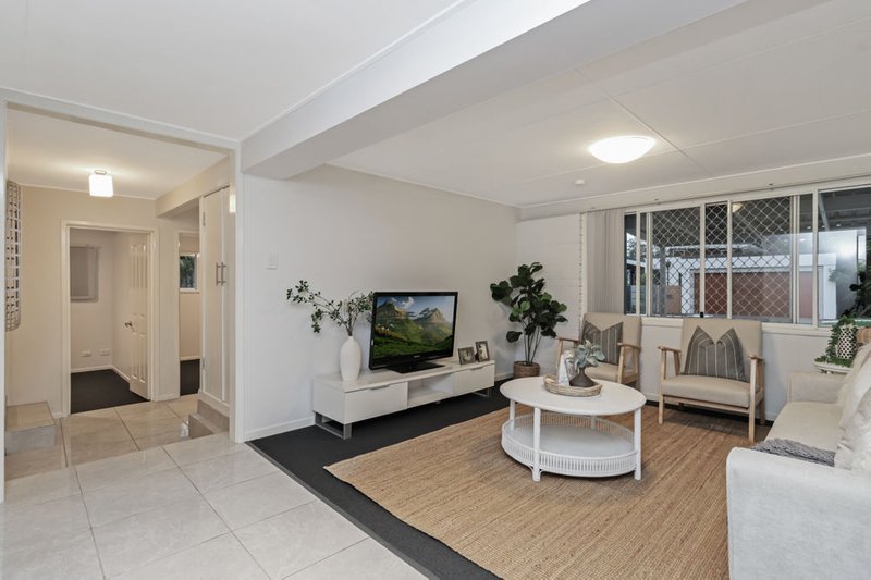 Photo - 22 Lupton Street, Chermside West QLD 4032 - Image 18