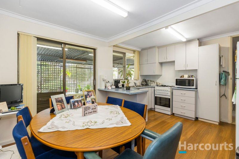 Photo - 22 Macedon Place, Craigie WA 6025 - Image 6