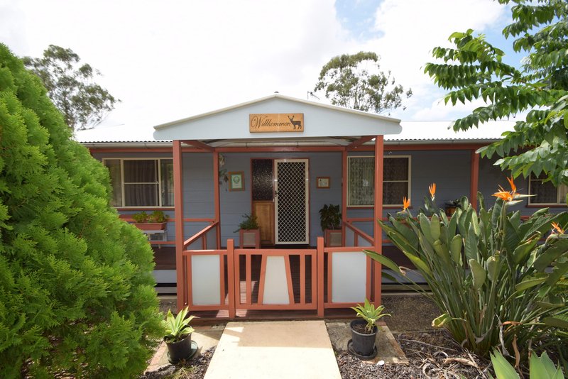 Photo - 22 Mack Street, Esk QLD 4312 - Image 6