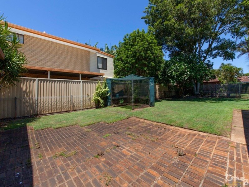 Photo - 22 Mackerel Street, Manly West QLD 4179 - Image 3