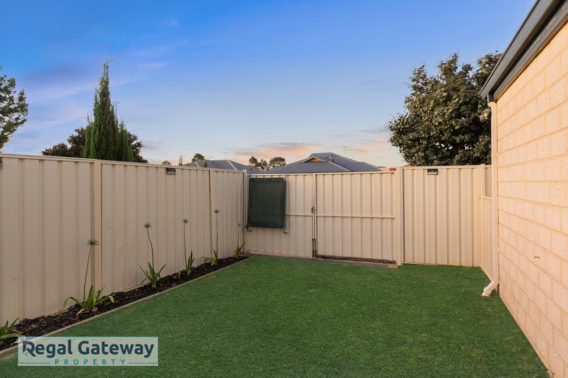 Photo - 22 Macquarie Boulevard, Hammond Park WA 6164 - Image 32