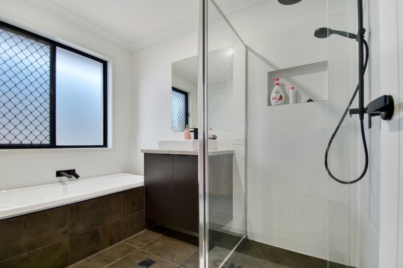 Photo - 22 Madeleine Street, Nirimba QLD 4551 - Image 6