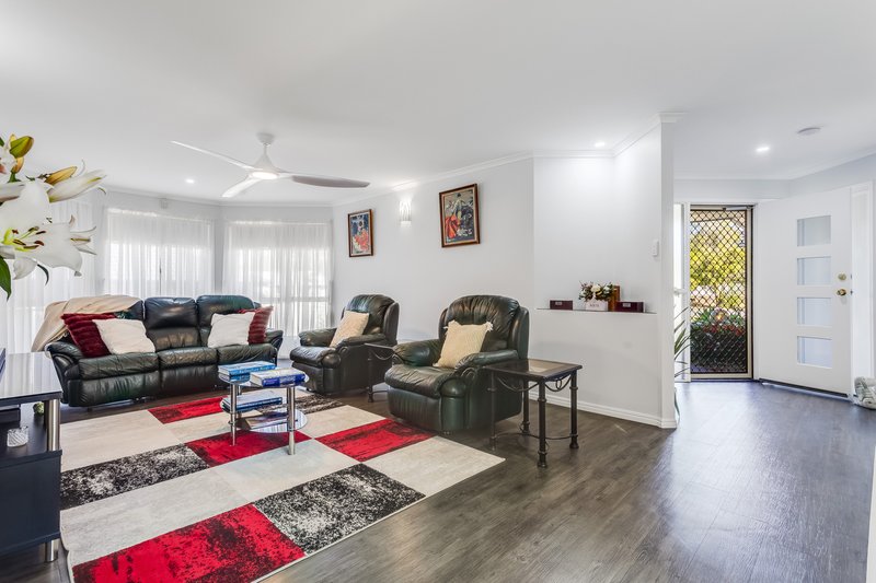 Photo - 22 Magenta Crescent, Narangba QLD 4504 - Image 12