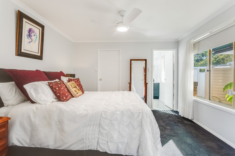 Photo - 22 Magenta Crescent, Narangba QLD 4504 - Image 16
