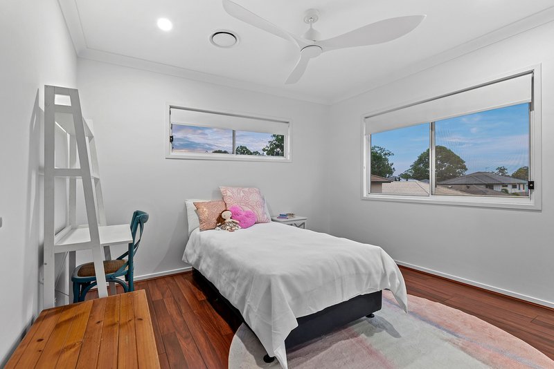 Photo - 22 Majestic Street, Bridgeman Downs QLD 4035 - Image 12