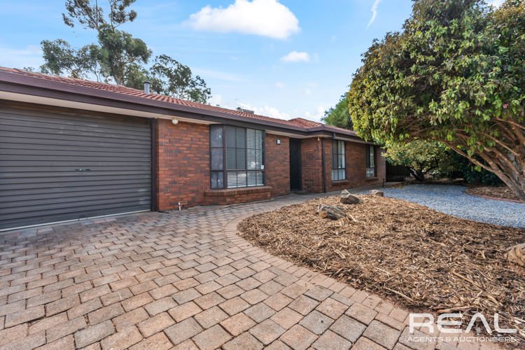 Photo - 22 Manya Crescent, Craigmore SA 5114 - Image 3