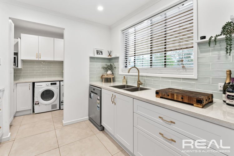 Photo - 22 Manya Crescent, Craigmore SA 5114 - Image 8