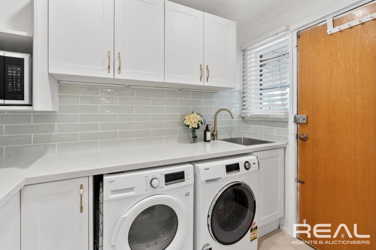 Photo - 22 Manya Crescent, Craigmore SA 5114 - Image 11